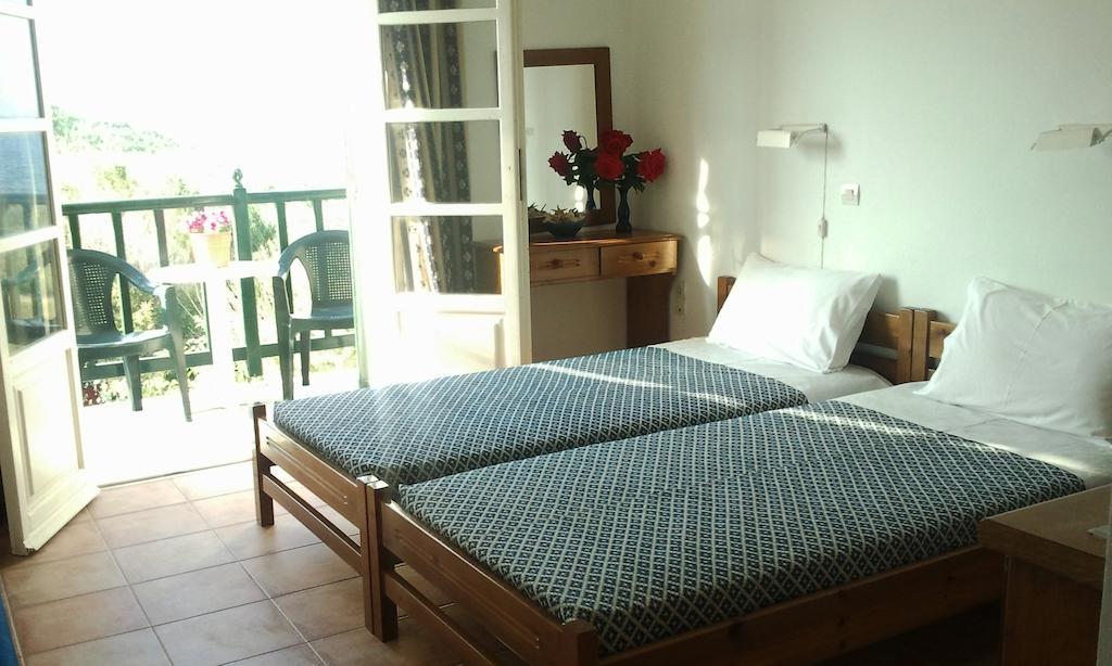 Dionisis Studios Város Chambre photo